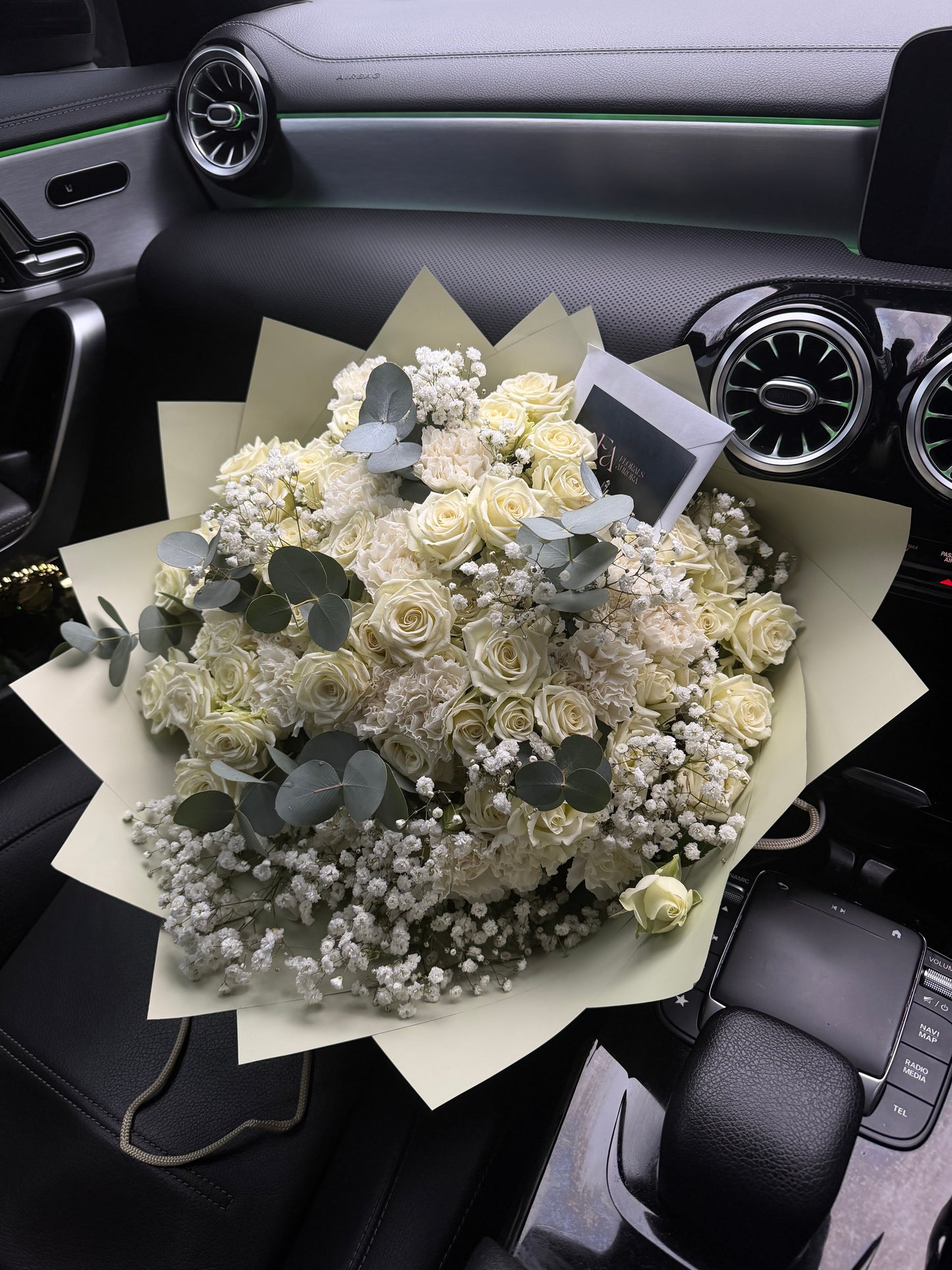 White rose mix